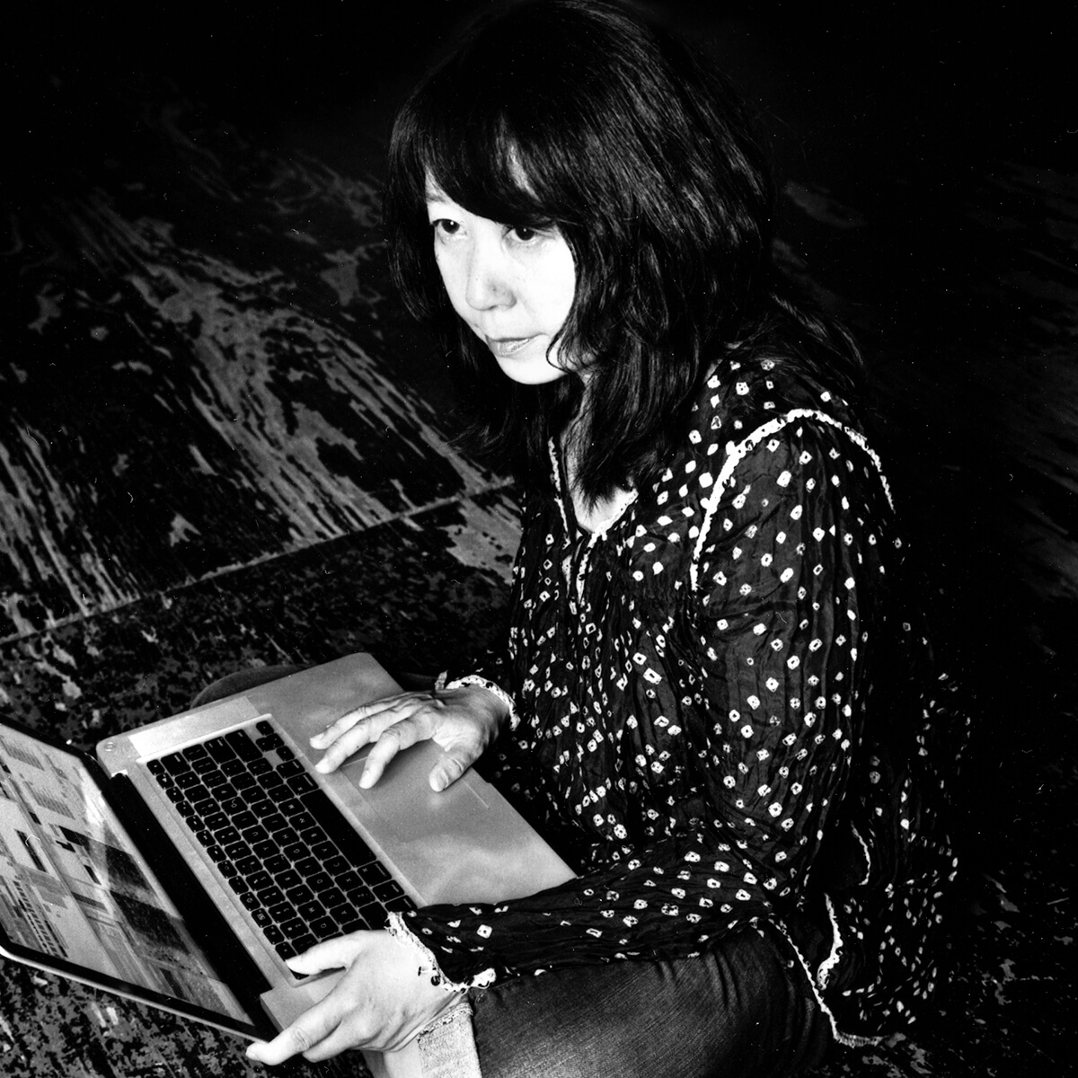 ikue-laptop-by-scott-irvine_crop-1200px-c