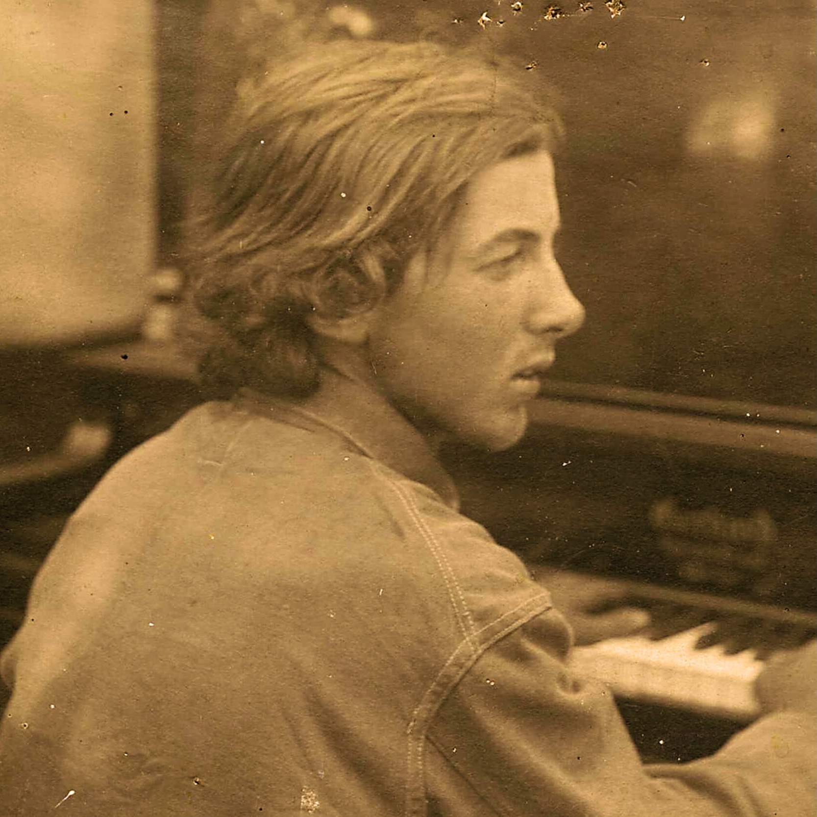 Henry Cowell at the piano
