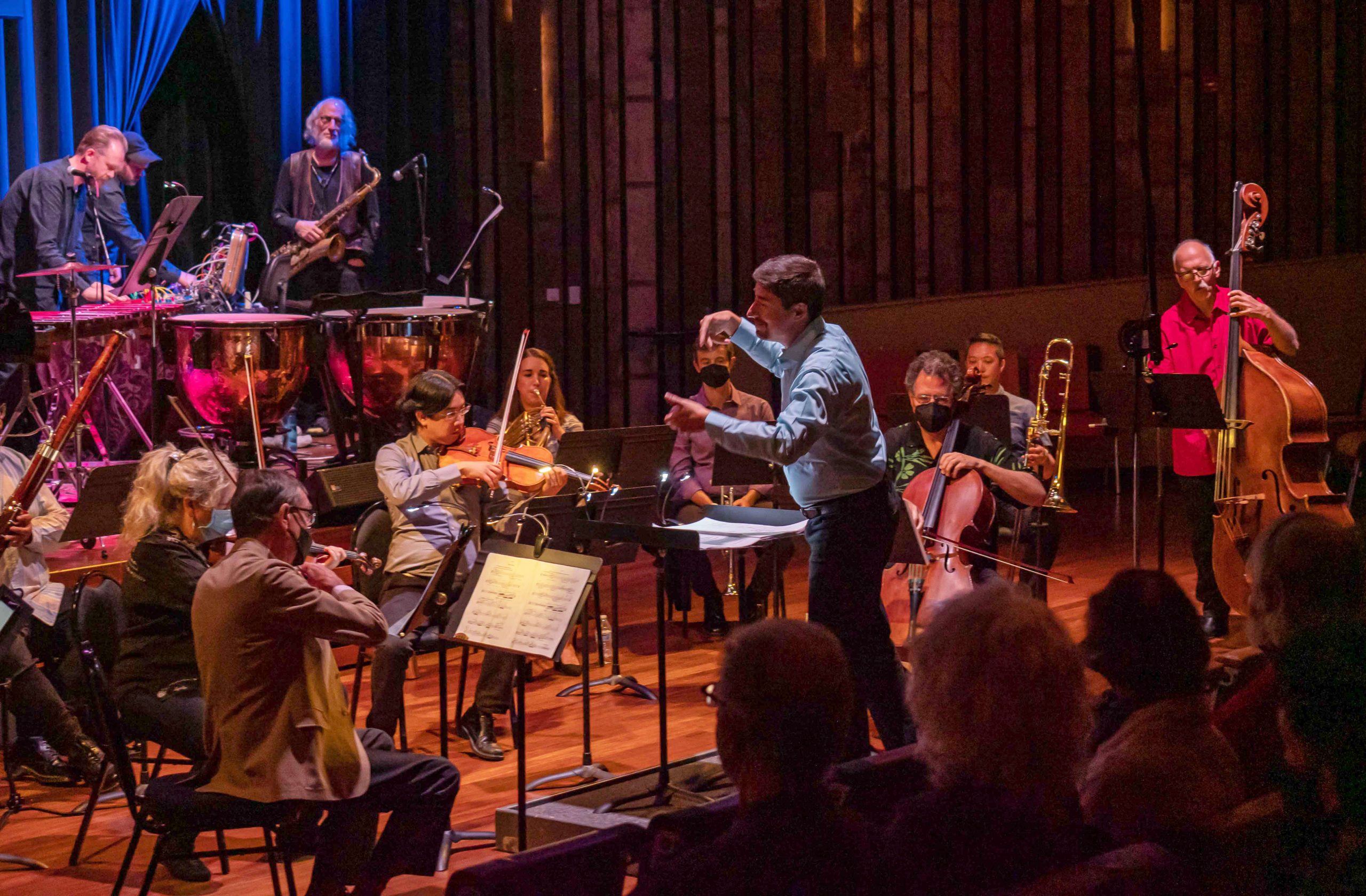 Eric Dudley conducting the San Francisco Contemporary Music Players