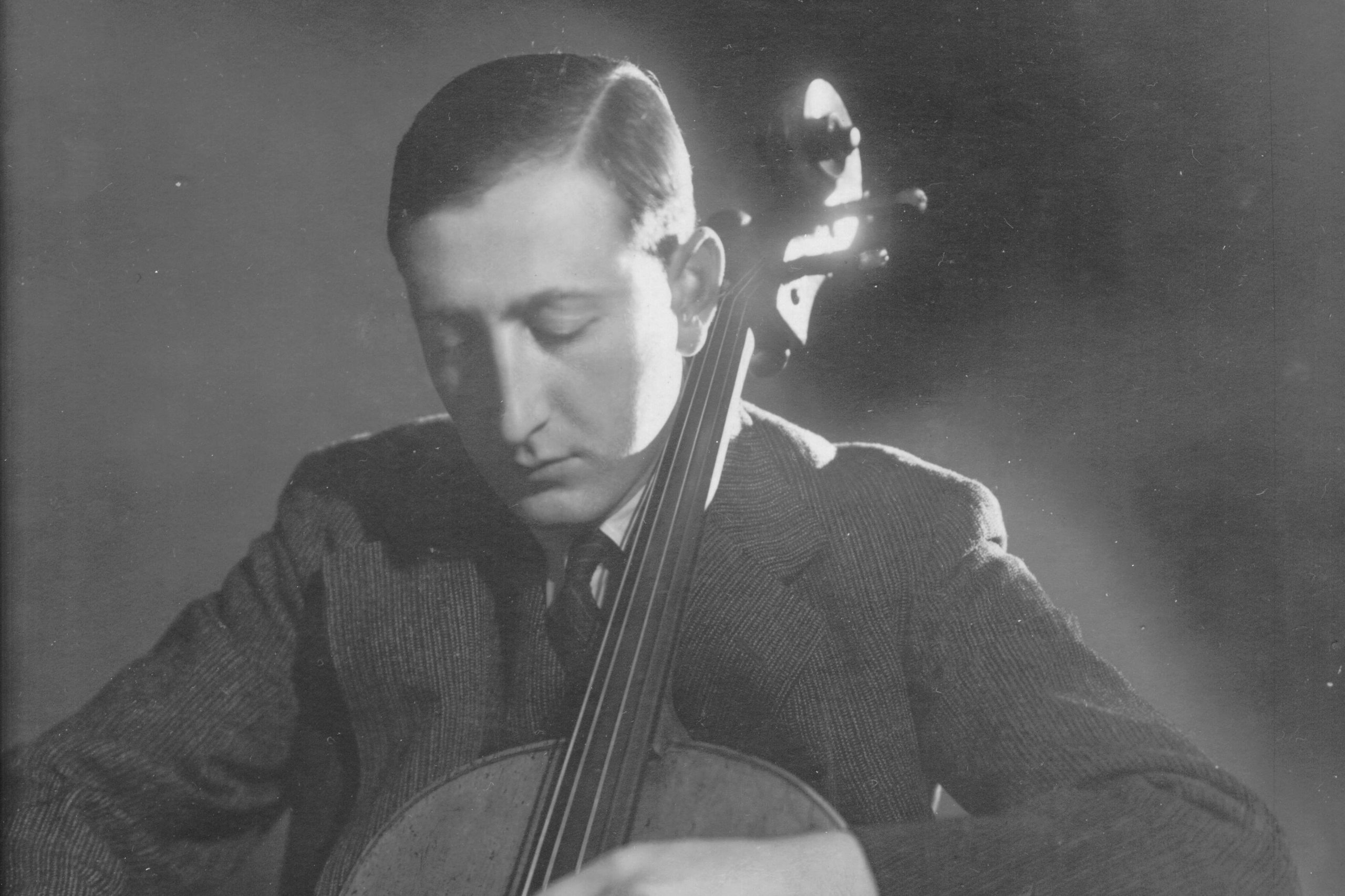 Pál Hermann playing cello