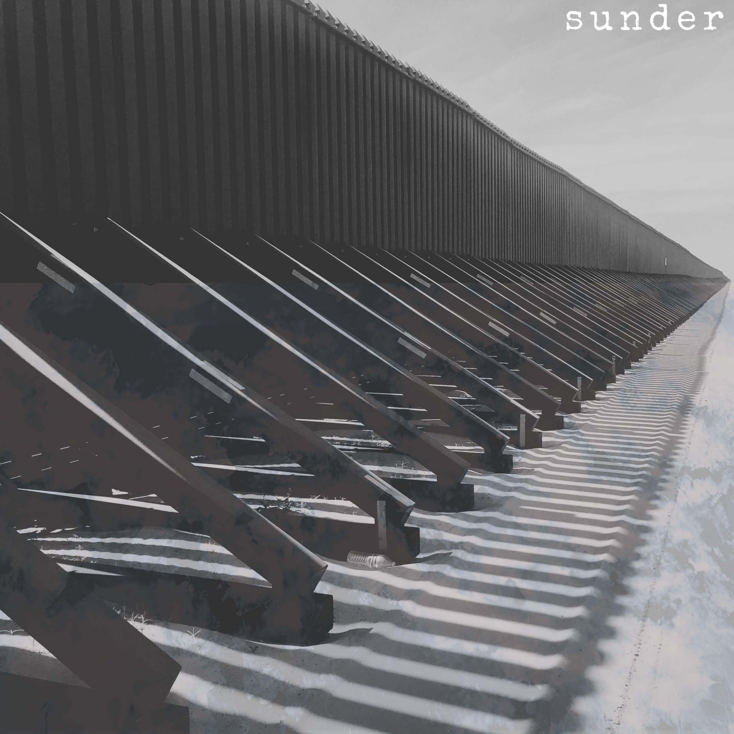 sunder, picture of the US Mexico border wall