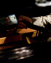 Piano tuner