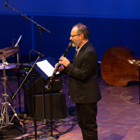 Ben Goldberg playing clarinet.